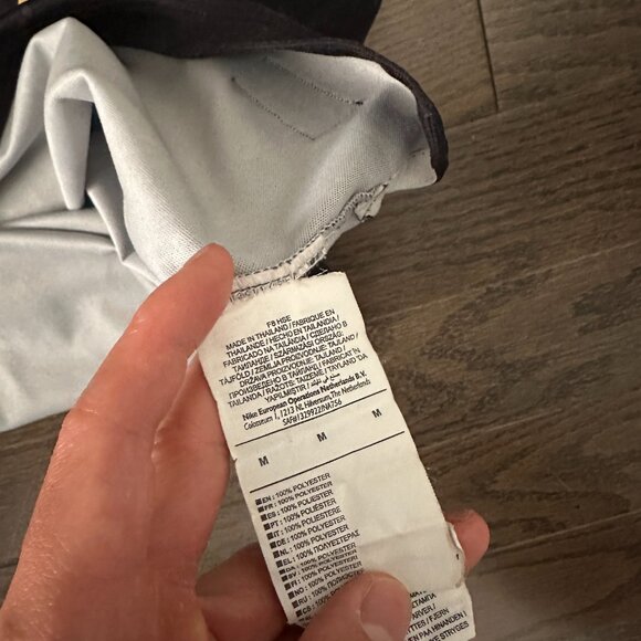 2018 PSG Paris Saint-Germain Nike Dri-FIT Training Jersey - Size Medium - Picture 5 of 9